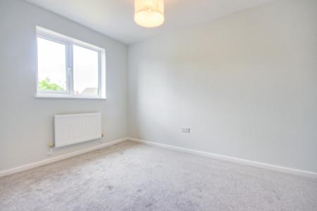 3 bedroom Semi-detached house for sale in Taylors Ground, Quedgeley, Gloucester, GL2