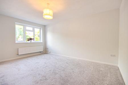 3 bedroom Semi-detached house for sale in Taylors Ground, Quedgeley, Gloucester, GL2