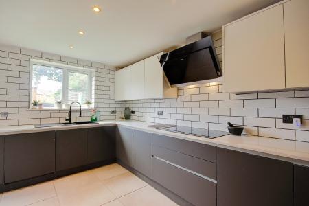 3 bedroom Semi-detached house for sale in Taylors Ground, Gloucester, GL2