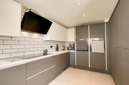 3 bedroom Semi-detached house for sale in Taylors Ground, Gloucester, GL2