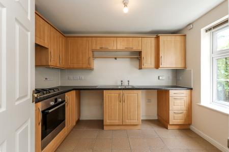 3 bedroom Semi-detached house for sale in Thatcham Avenue, Kingsway, Gloucester, GL2