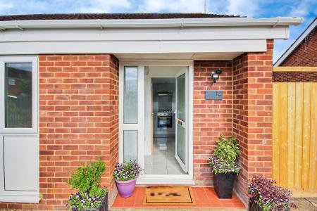 2 bedroom Bungalow for sale in The Holly Grove, Quedgeley, Gloucester, GL2