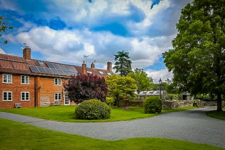 Two Mile Lane, Highnam, Gloucester, GL2