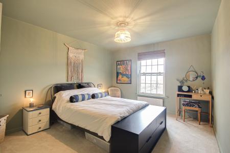 2 bedroom Flat for sale in Victoria House, Mayhill Way, Gloucester, GL1