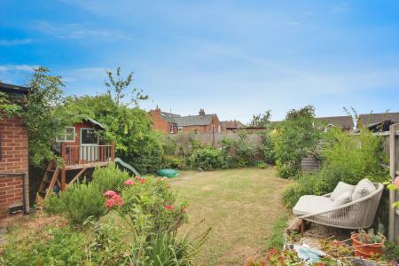 4 bedroom Detached house for sale in Waverley Road, Longlevens, Gloucester, GL2