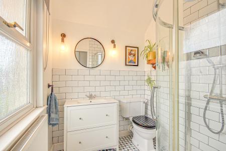 4 bedroom Detached house for sale in Waverley Road, Longlevens, Gloucester, GL2