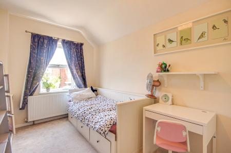 4 bedroom Detached house for sale in Waverley Road, Longlevens, Gloucester, GL2