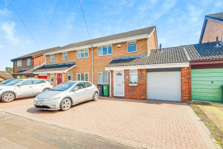 Weavers Road, Quedgeley, Gloucester, GL2