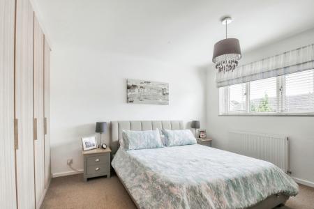4 bedroom Semi-detached house for sale in Weavers Road, Quedgeley, Gloucester, GL2