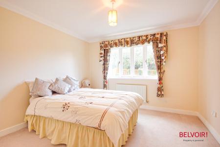 5 bedroom Detached house for sale in Wood Mews, Over, Gloucester, GL2