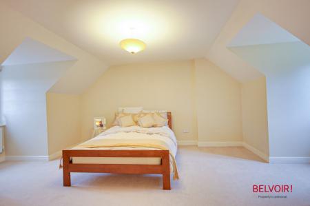 5 bedroom Detached house for sale in Wood Mews, Over, Gloucester, GL2