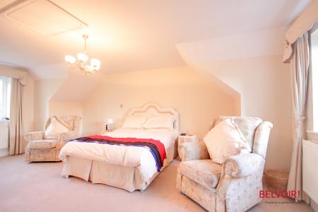 5 bedroom Detached house for sale in Wood Mews, Over, Gloucester, GL2