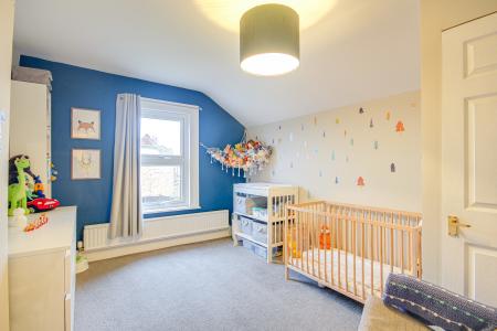 3 bedroom Semi-detached house for sale in Elmbridge Road, Elmbridge, Gloucester, GL2