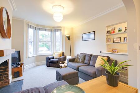 3 bedroom Semi-detached house for sale in Elmbridge Road, Elmbridge, Gloucester, GL2