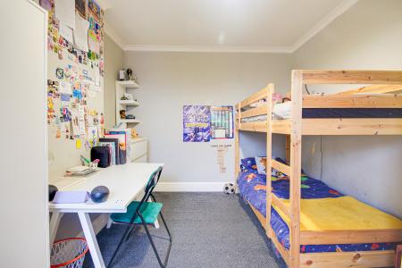 3 bedroom Semi-detached house for sale in Elmbridge Road, Elmbridge, Gloucester, GL2