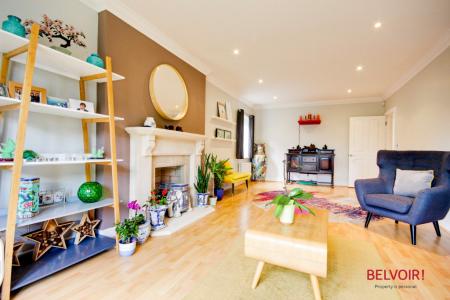 5 bedroom Detached house for sale in Horseshoe Drive, Over, Gloucester, GL2