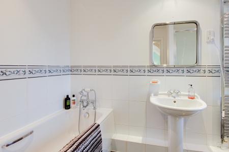5 bedroom Detached house for sale in Horseshoe Drive, Over, Gloucester, GL2