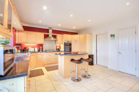 5 bedroom Detached house for sale in Horseshoe Drive, Over, Gloucester, GL2