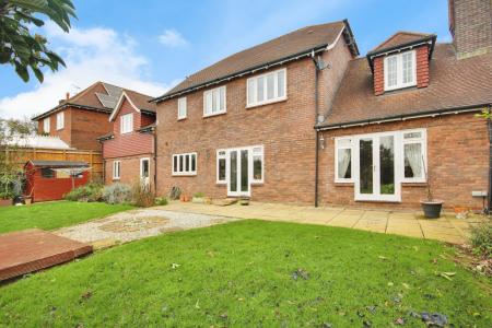 5 bedroom Detached house for sale in Horseshoe Drive, Over, Gloucester, GL2