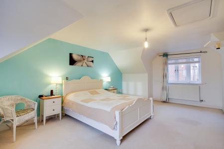 5 bedroom Detached house for sale in Horseshoe Drive, Over, Gloucester, GL2