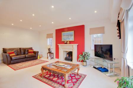 5 bedroom Detached house for sale in Horseshoe Drive, Over, Gloucester, GL2