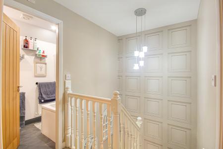 3 bedroom Semi-detached house for sale in Stanbridge Way, Quedgeley, Gloucester, GL2