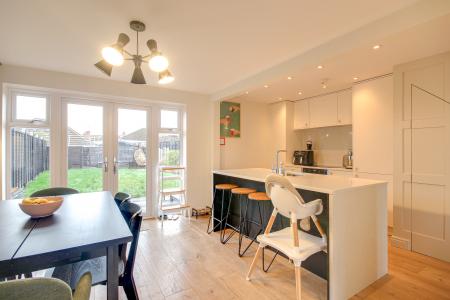 3 bedroom Semi-detached house for sale in Oxstalls Way, Longlevens, Gloucester, GL2