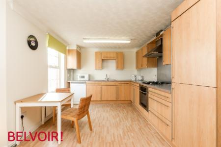 1 bedroom Flat for sale in Mayhill Way, GRH (Gloucestershire Royal Hospital), Gloucester, GL1