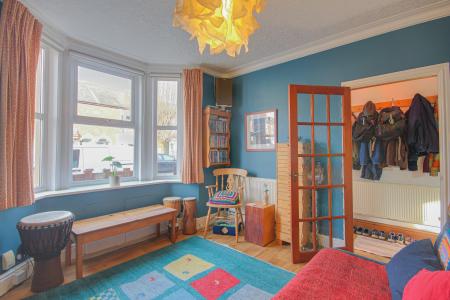 3 bedroom Semi-detached house for sale in Seymour Road, Linden, Gloucester, GL1