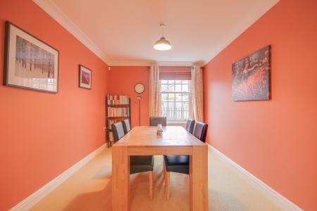 6 bedroom Detached house for sale in Church Road, Leonard Stanley, Stonehouse, GL10