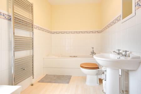 6 bedroom Detached house for sale in Church Road, Leonard Stanley, Stonehouse, GL10