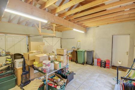 6 bedroom Detached house for sale in Church Road, Leonard Stanley, Stonehouse, GL10