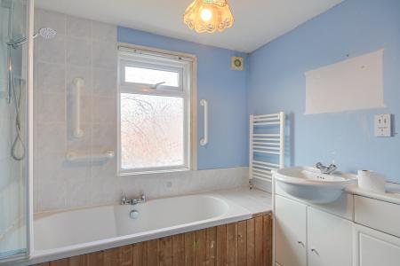 3 bedroom End of terrace house for sale in Alney Terrace, Gloucester, GL1