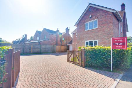 4 bedroom Detached house to let in Lassington Lane, Highnam, Gloucester, GL2