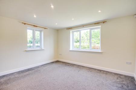 4 bedroom Detached house to let in Lassington Lane, Highnam, Gloucester, GL2