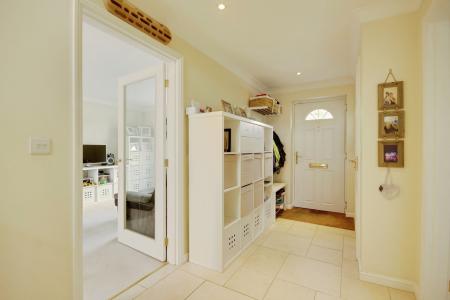 4 bedroom Semi-detached house to let in Soren Larsen Way, Hempsted, Gloucester, GL2