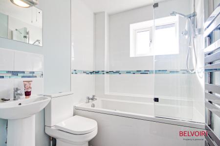 3 bedroom Semi-detached house to let in Stewarts Mill Lane, Abbeymead, Gloucester, GL4