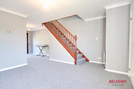 3 bedroom Semi-detached house to let in Stewarts Mill Lane, Abbeymead, Gloucester, GL4