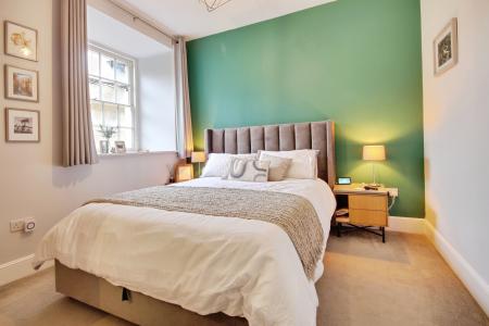 2 bedroom Flat to let in Horton Road, GRH (Gloucestershire Royal Hospital), Gloucester, GL1