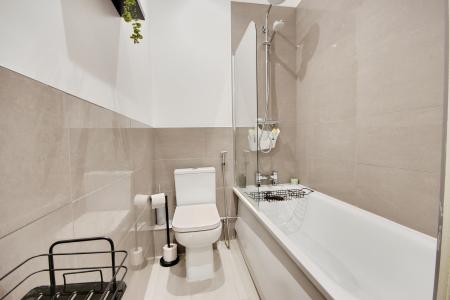 2 bedroom Flat to let in Horton Road, GRH (Gloucestershire Royal Hospital), Gloucester, GL1