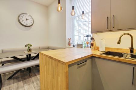 2 bedroom Flat to let in Horton Road, GRH (Gloucestershire Royal Hospital), Gloucester, GL1