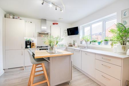 4 bedroom Detached house for sale in Punningar Close, Brockworth, Gloucester, GL3