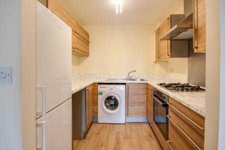 2 bedroom Flat for sale in Suffolk Drive, Cattle Market/St Oswalds Retail Park, Gloucester, GL1