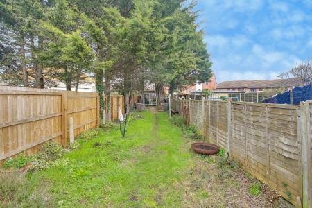 3 bedroom End of terrace house for sale in Painswick Road, Gloucester, GL4