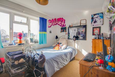 4 bedroom Semi-detached house for sale in Okus Road, Charlton Kings, Cheltenham, GL53