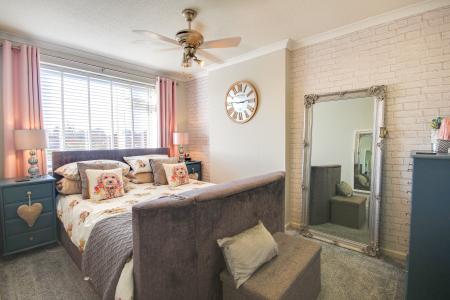 4 bedroom Detached house for sale in Church Drive, Quedgeley, Gloucester, GL2