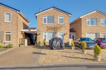 4 bedroom Detached house for sale in Church Drive, Quedgeley, Gloucester, GL2