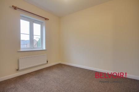 3 bedroom Semi-detached house to let in Thatcham Avenue, Kingsway, Gloucester, GL2