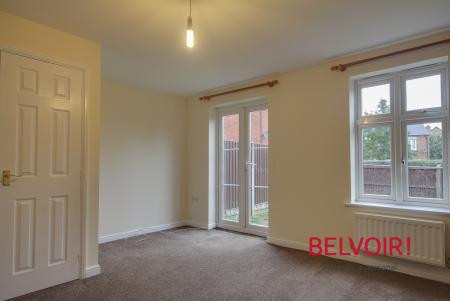 3 bedroom Semi-detached house to let in Thatcham Avenue, Kingsway, Gloucester, GL2