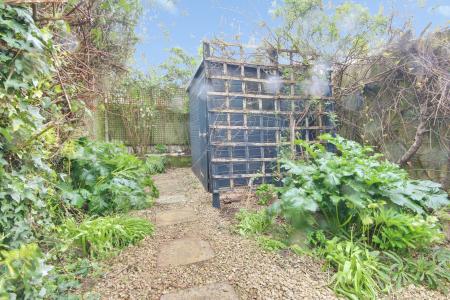 2 bedroom Terraced House for sale in Stanley Road, Linden, Gloucester, GL1